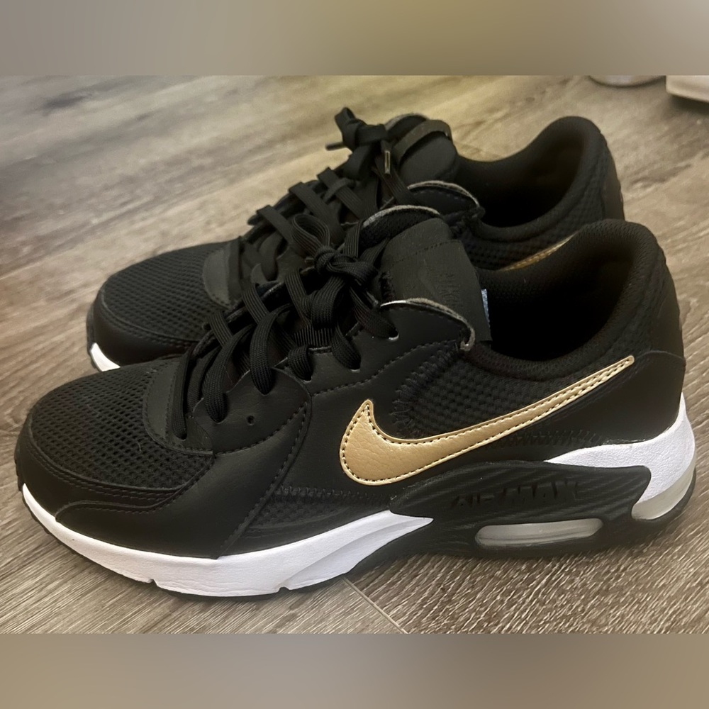 Nike Air Max Excee Women’s Shoes Size 6.5